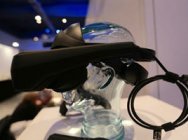 LG VR头显原型机现身VALVE展台