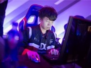LOL解说记得一句时空裂隙惹EDG粉丝狂喷 不得已微博公开道歉
