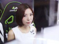 LOL小楼沉迷吃鸡不可自拔 拉着周二珂开黑被网友戏称6A景区