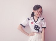 LOL余霜现场双语自带翻译 要超越小苍成第一美女主持?