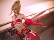 【妹力Max】性感尤物!知名coser莫德雷德作品