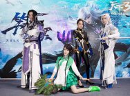 终于和鸡哥“奔现”了!《天下3》2018年China Joy海量现场美图