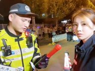 高温坚守公益演唱,斗鱼冯提莫化身天使不断传播正能量